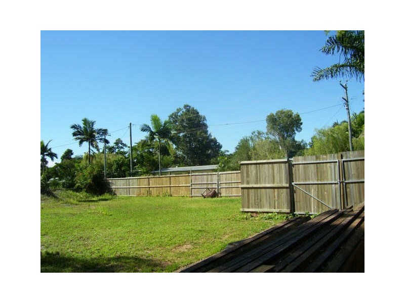 94 Hollywood Boulevard, White Rock QLD 4868