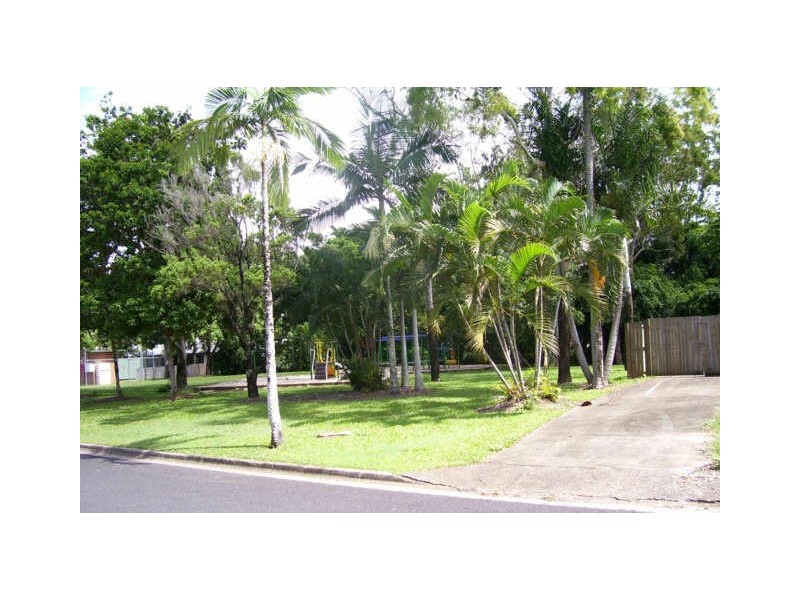 94 Hollywood Boulevard, White Rock QLD 4868