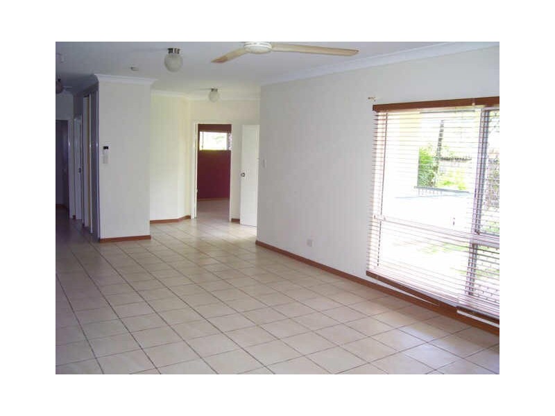 25 Barnard Drive, Mount Sheridan QLD 4868