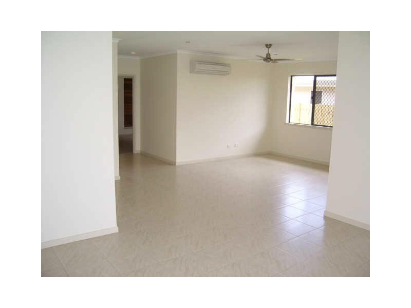 3 Mount Close, Edmonton QLD 4869