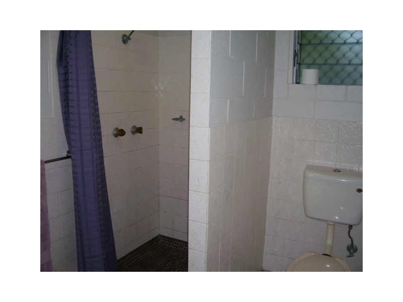 23 Tamarind Street, Holloways Beach QLD 4878