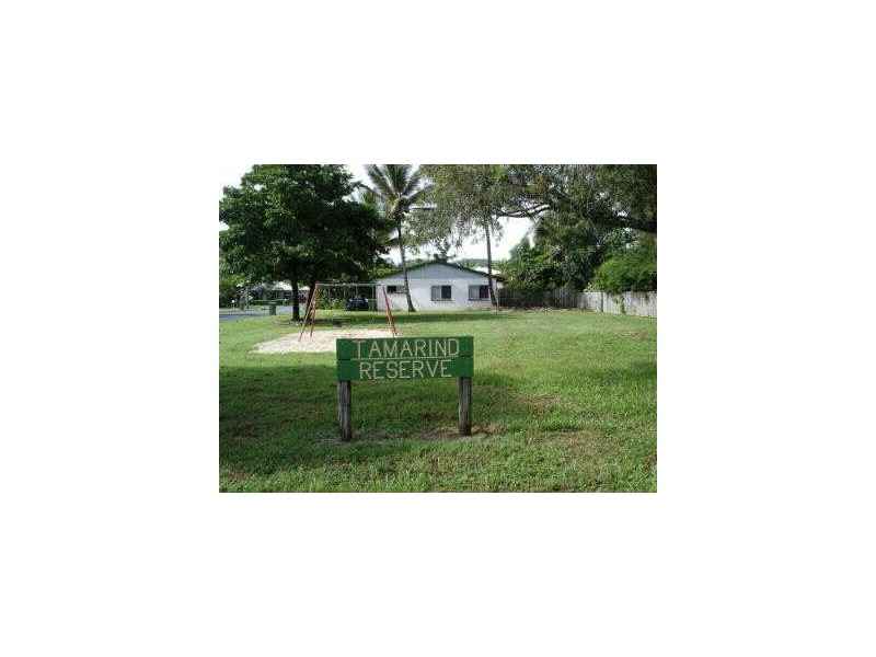 23 Tamarind Street, Holloways Beach QLD 4878