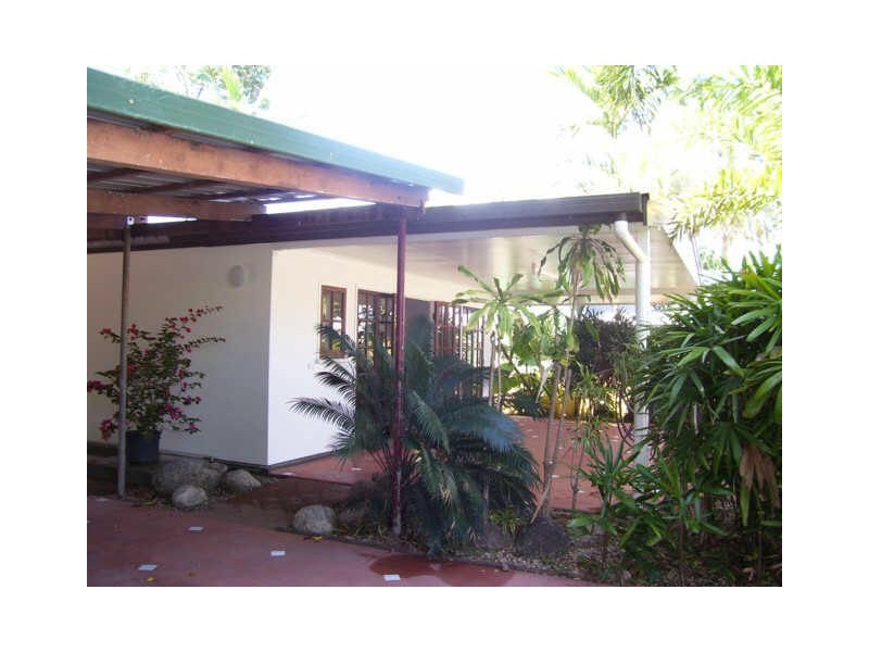 8 Dalton Street, Bungalow QLD 4870