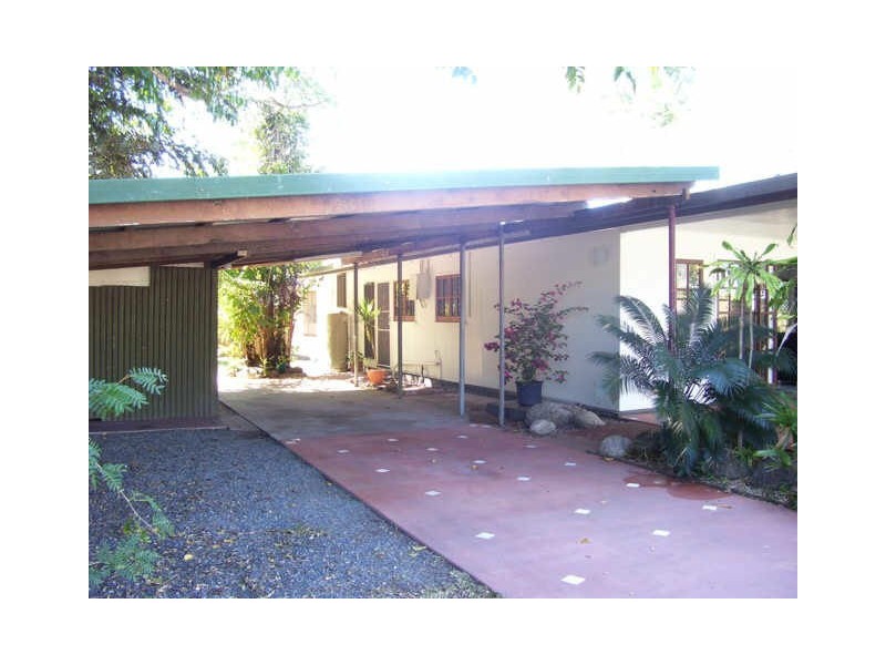 8 Dalton Street, Bungalow QLD 4870