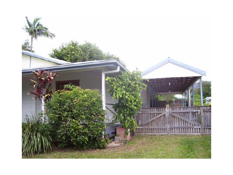 18 Dalton Street, Bungalow QLD 4870