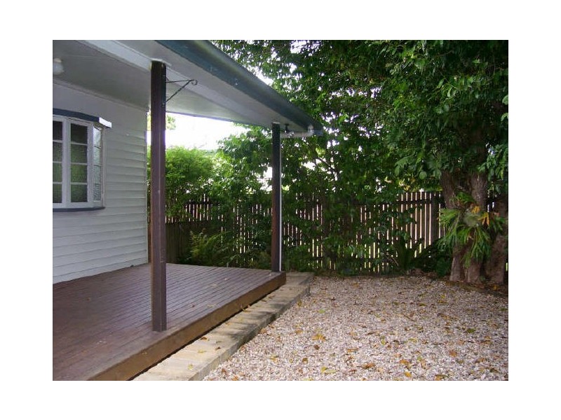 18 Dalton Street, Bungalow QLD 4870