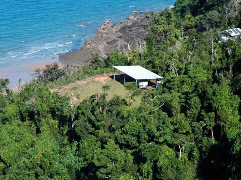 1 Holt Road, Bingil Bay QLD 4852