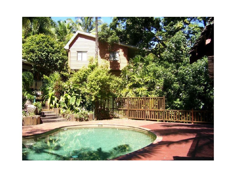 32 Megan Street, Freshwater QLD 4870