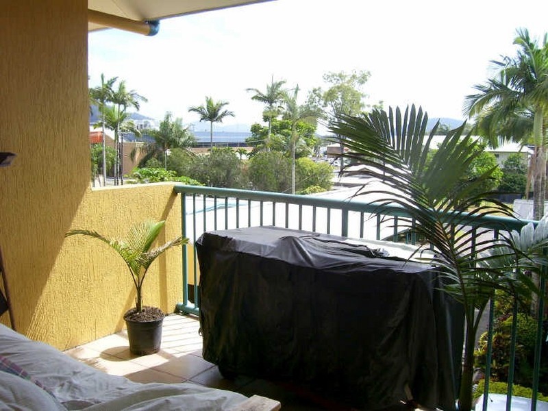 9/4-6 Brown Street,, Woree QLD 4868