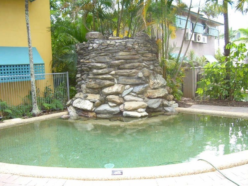9/4-6 Brown Street,, Woree QLD 4868