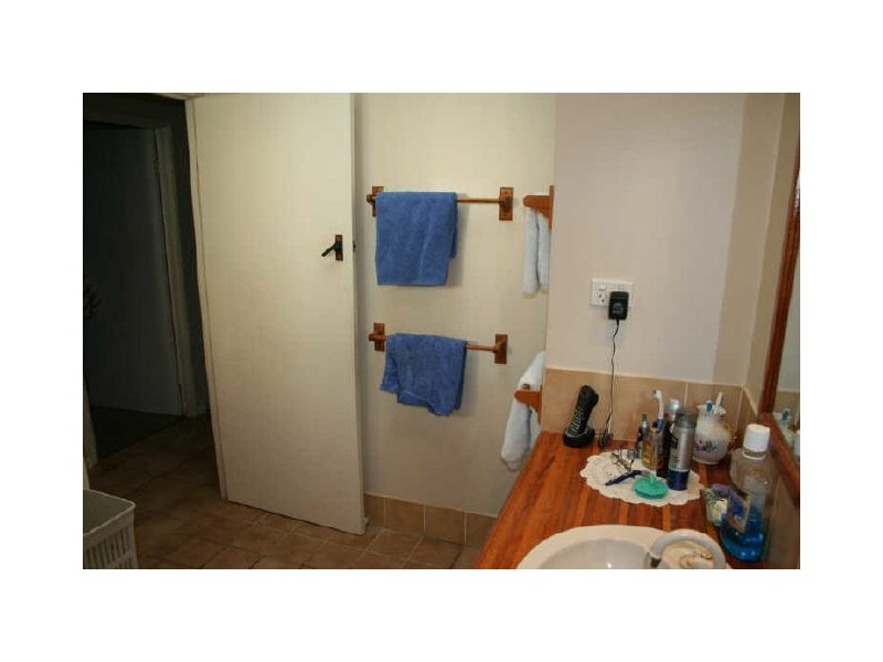 16 Carroo Street, Bayview Heights QLD 4868