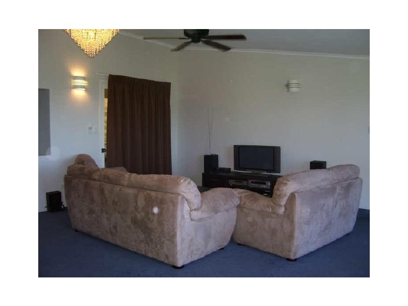 252 Toogood Road, Bayview Heights QLD 4868