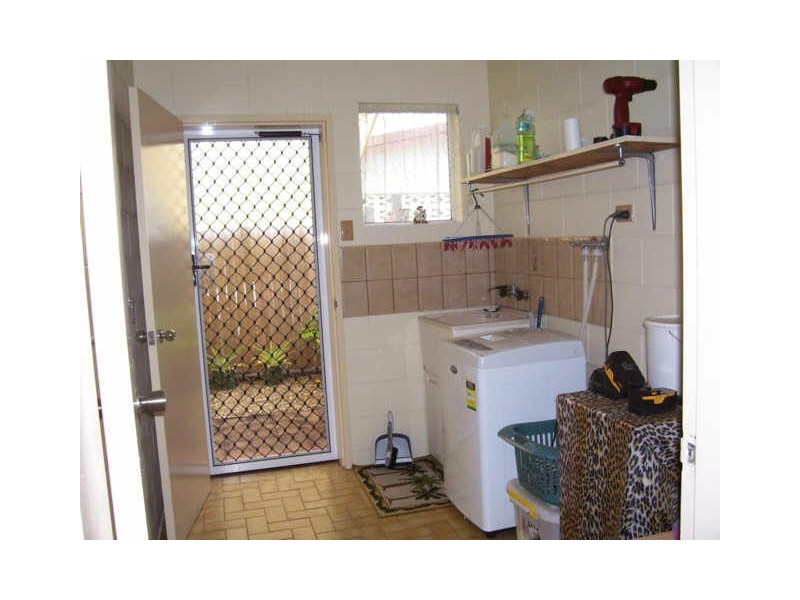 2/80 Hollywood Boulevard, White Rock QLD 4868