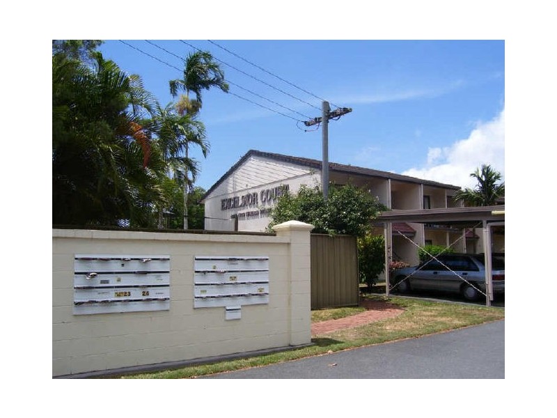 2/439 Severin Street, Manunda QLD 4870