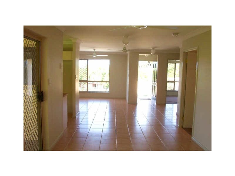 83 Callum Street, Mooroobool QLD 4870