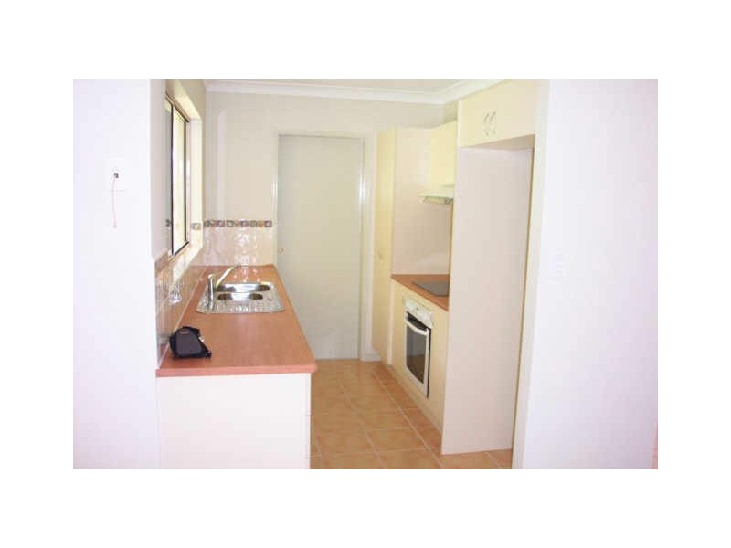 83 Callum Street, Mooroobool QLD 4870