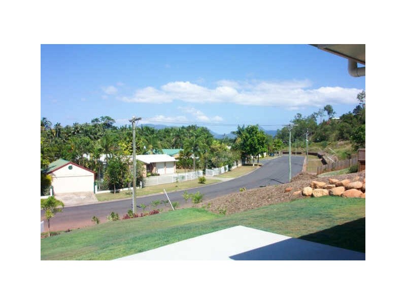 83 Callum Street, Mooroobool QLD 4870