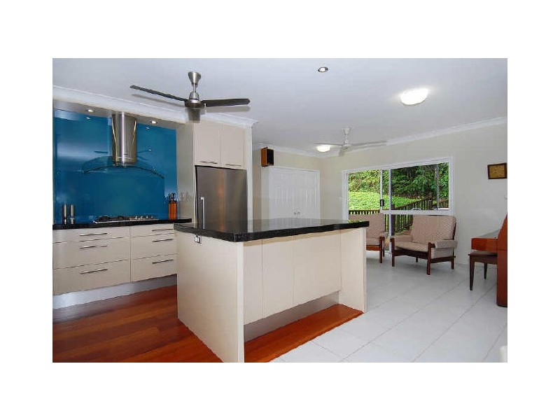 273 Toogood Road, Bayview Heights QLD 4868