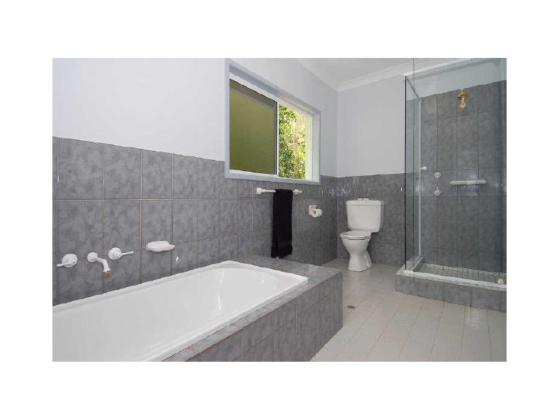 273 Toogood Road, Bayview Heights QLD 4868