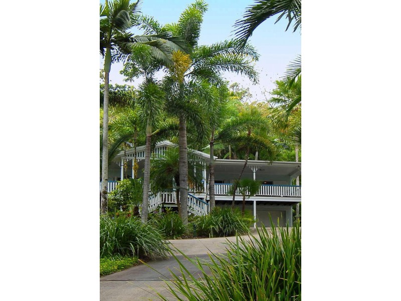 273 Toogood Road, Bayview Heights QLD 4868