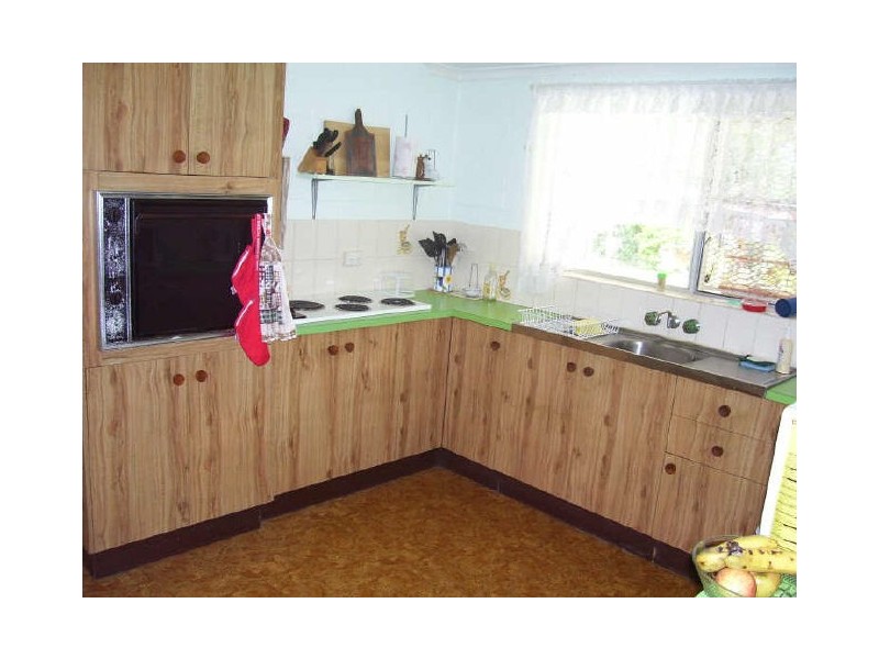 22 Universal Close, White Rock QLD 4868