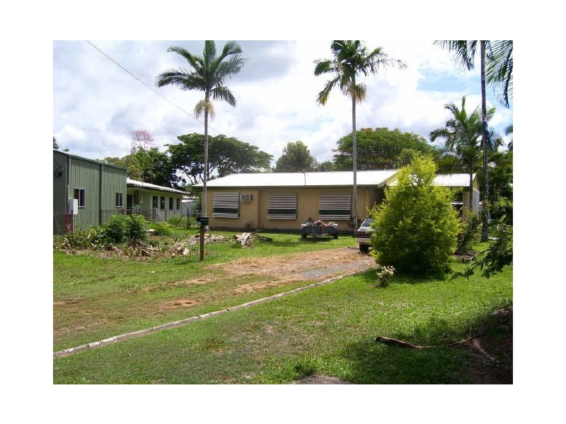 22 Universal Close, White Rock QLD 4868