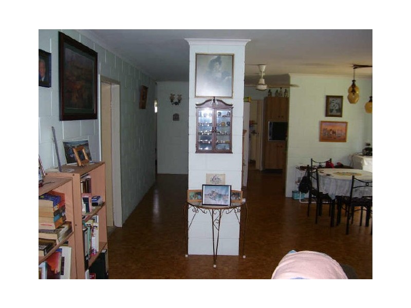 22 Universal Close, White Rock QLD 4868