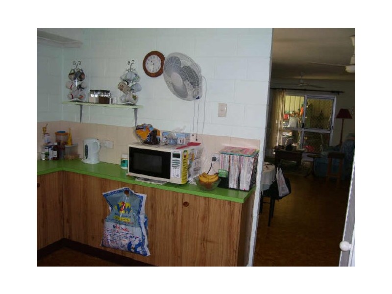 22 Universal Close, White Rock QLD 4868