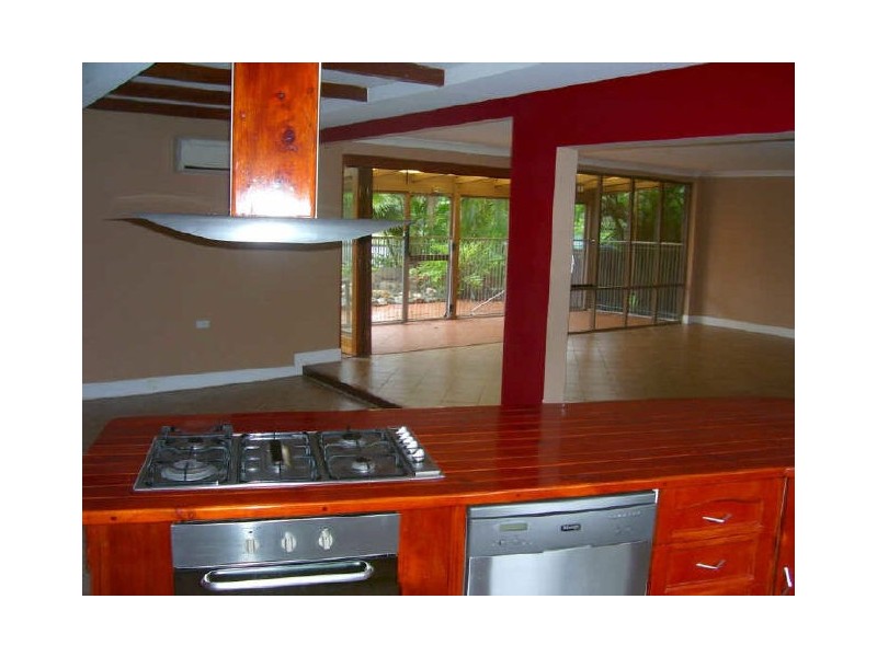 77 Hollywood Boulevard, White Rock QLD 4868