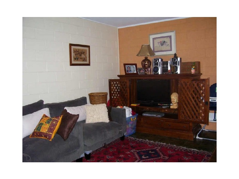 1/16 Kowinka Street, White Rock QLD 4868