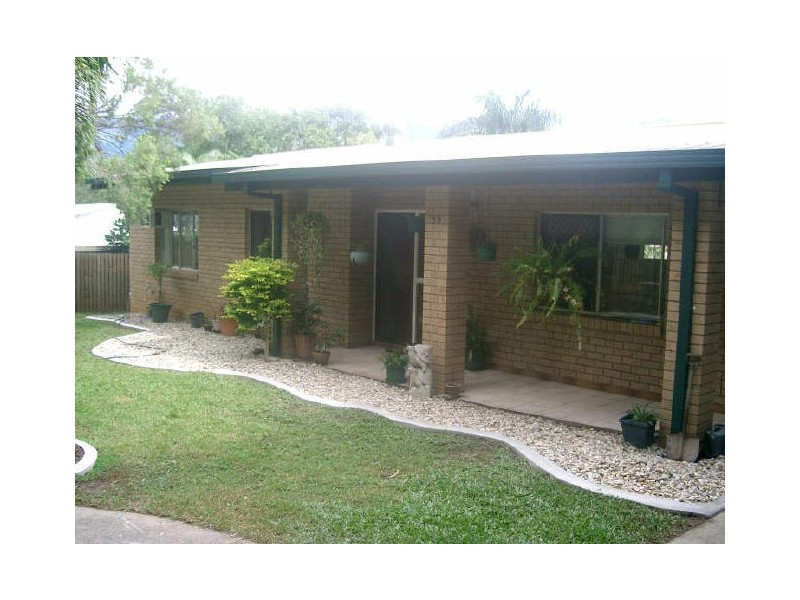 55 Mestrez Street, Mooroobool QLD 4870