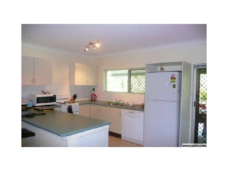 55 Mestrez Street, Mooroobool QLD 4870