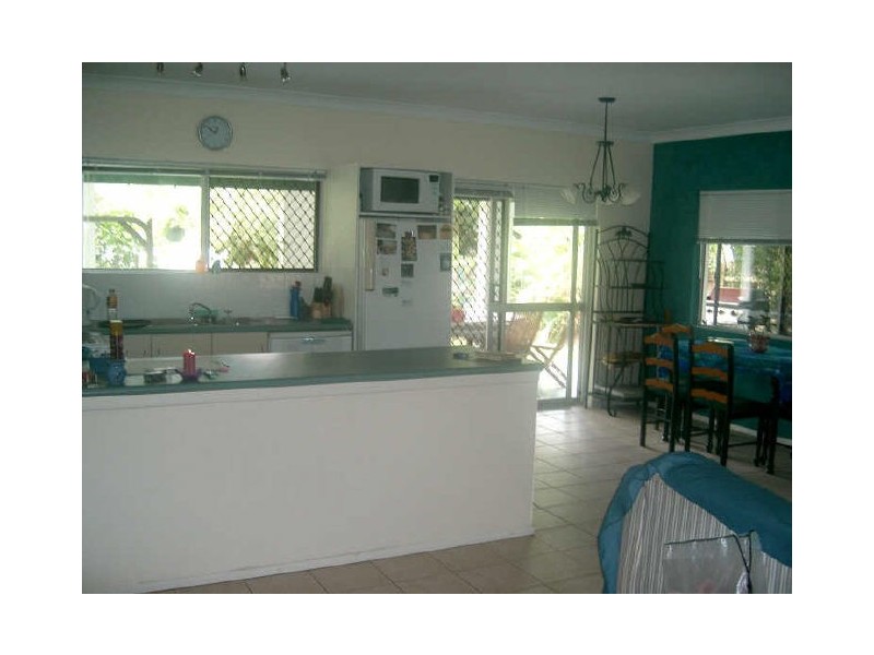 55 Mestrez Street, Mooroobool QLD 4870