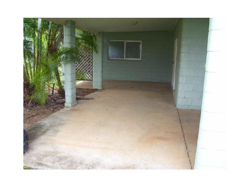 9 Lizard Street, Mount Sheridan QLD 4868