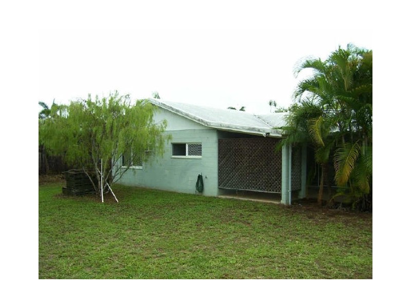 9 Lizard Street, Mount Sheridan QLD 4868