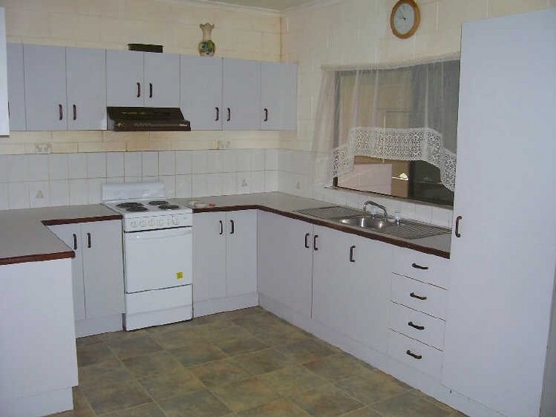 33 Sirius Street, Bentley Park QLD 4869