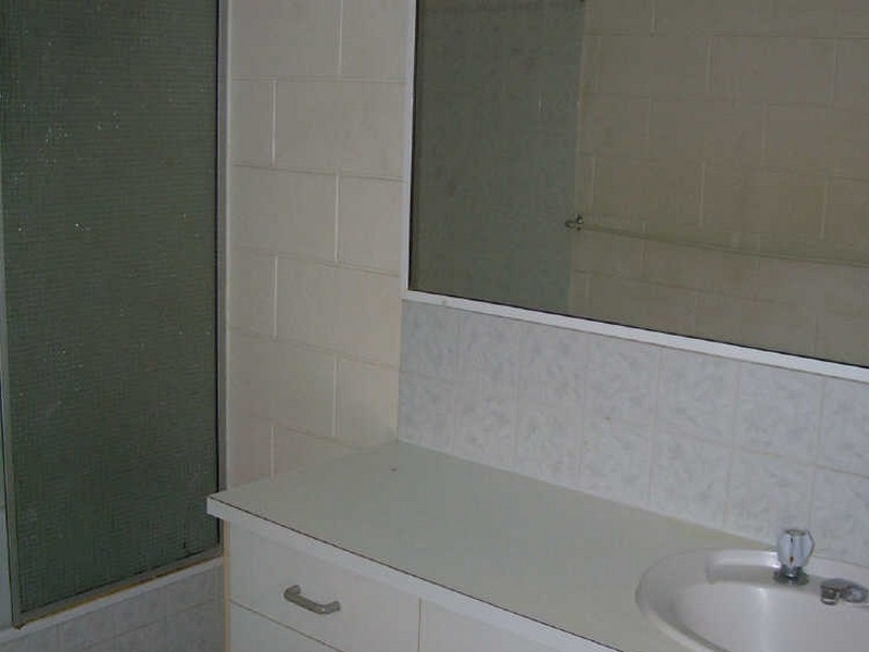 33 Sirius Street, Bentley Park QLD 4869