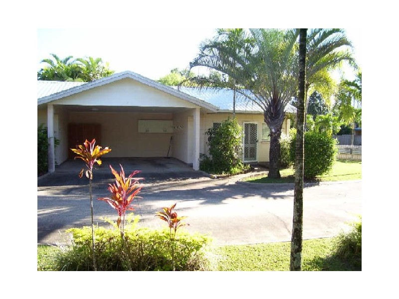 1/401 McCoombe Street, Mooroobool QLD 4870