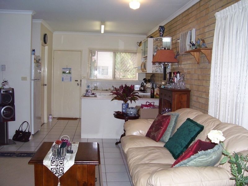 6/5 Grantala Street, Manoora QLD 4870