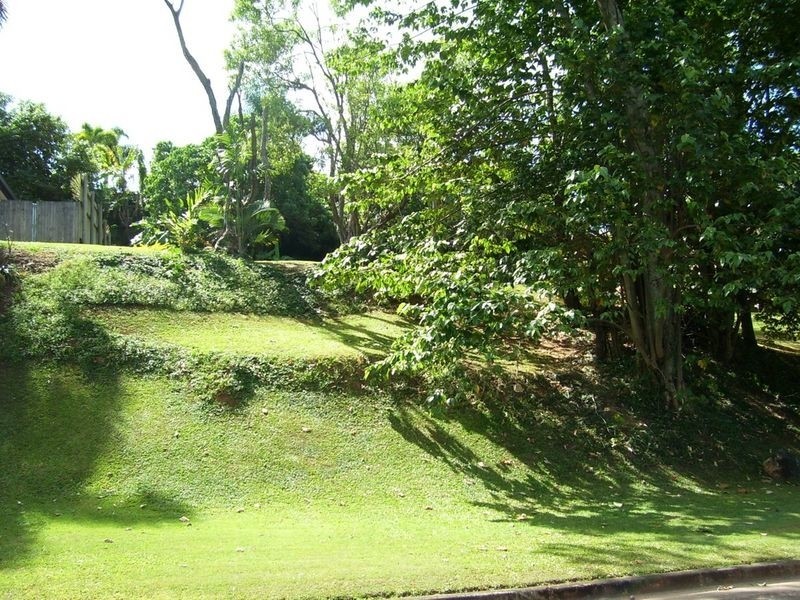 5 Andrea Close, Mooroobool QLD 4870