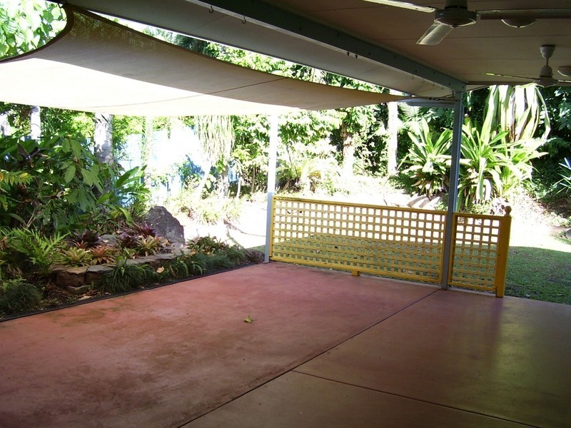 17 Mabel Street, Mount Sheridan QLD 4868