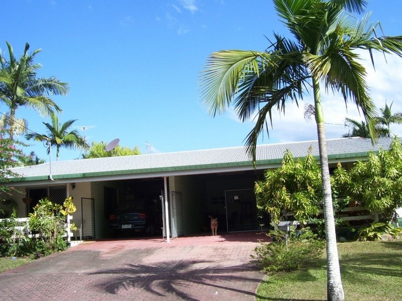 5 Rita Close, Woree QLD 4868