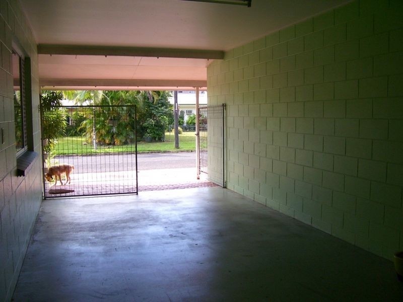 5 Rita Close, Woree QLD 4868