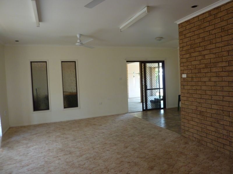 20 Lady Penrhyn Close, Bentley Park QLD 4869