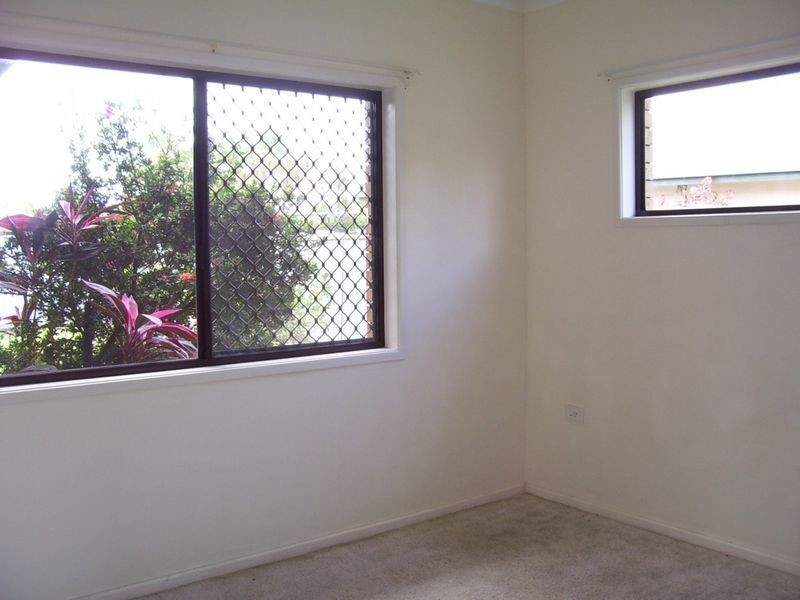 20 Lady Penrhyn Close, Bentley Park QLD 4869