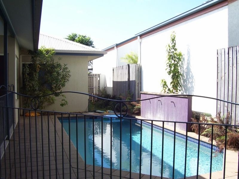 9 Archer Close, Mount Sheridan QLD 4868