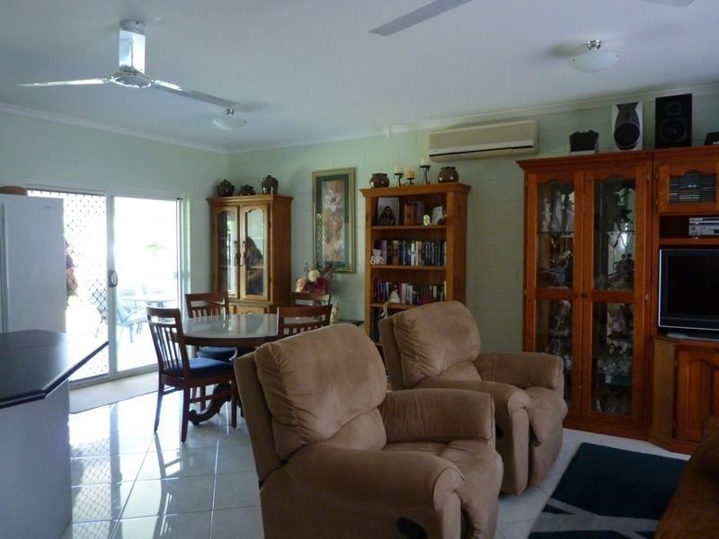 2 Normanby Close, Mount Sheridan QLD 4868