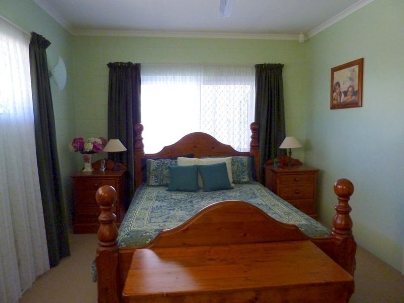 2 Normanby Close, Mount Sheridan QLD 4868