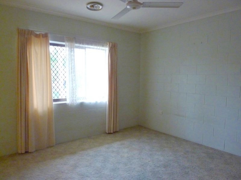 2/14 Jasper Street, Woree QLD 4868