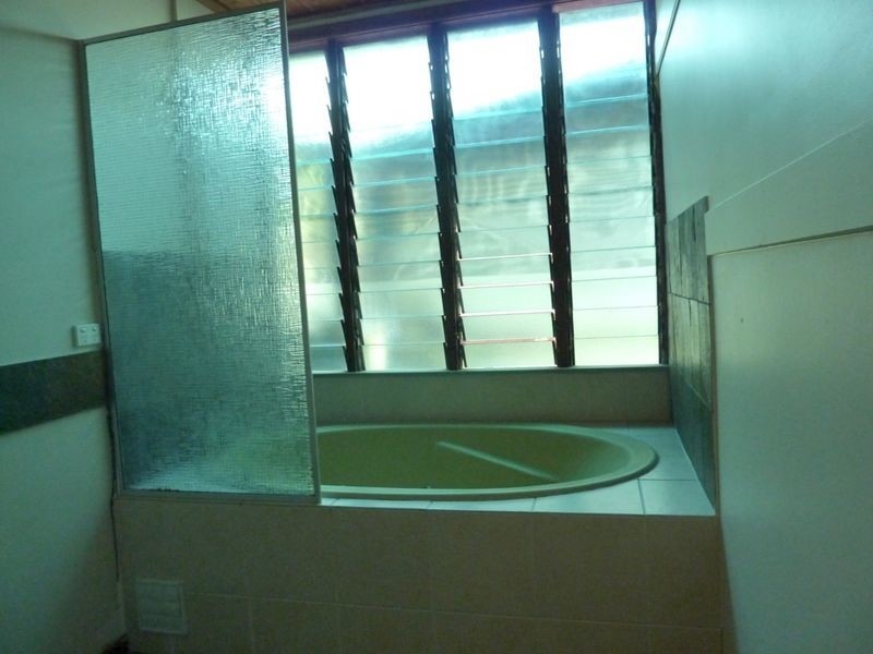 9 Nelson Street, Bungalow QLD 4870